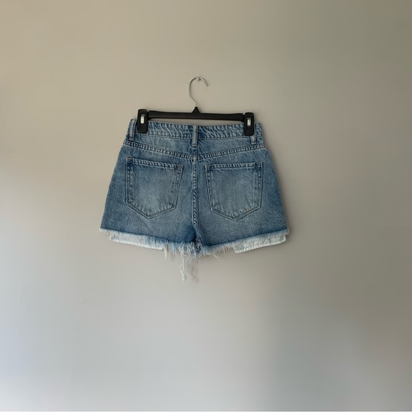 Hi-Rise Shorts - Picture 2 of 2